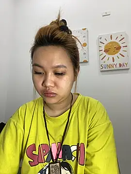 Odette68 online show from March 28, 2026, 1:05 am