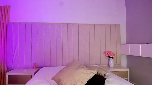 Littleolivia  online show from March 24, 2026, 2:00 pm