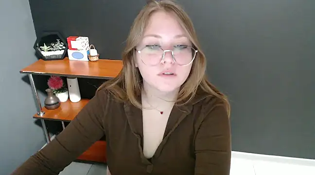 lady minx online show from December 26, 2024, 10:26 am