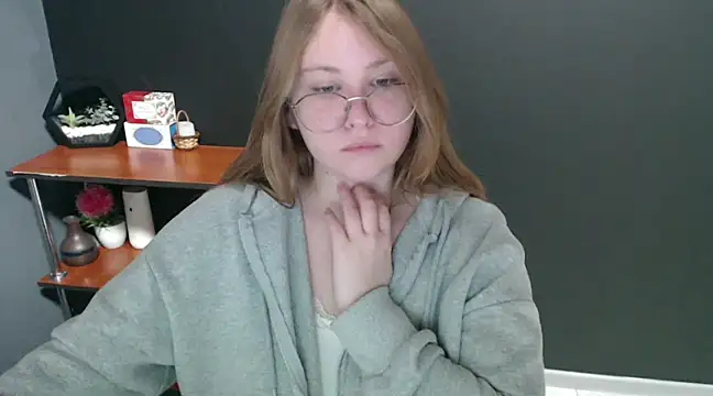 lady minx online show from December 27, 2024, 10:45 am