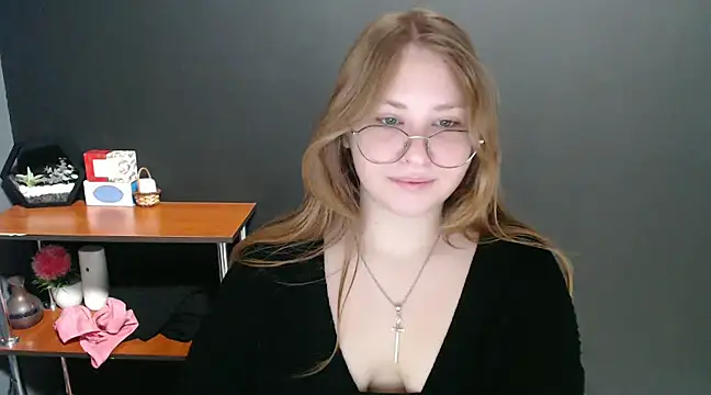 lady minx online show from January 7, 2025, 8:03 am