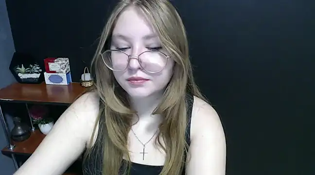 lady minx online show from January 21, 2025, 7:47 am