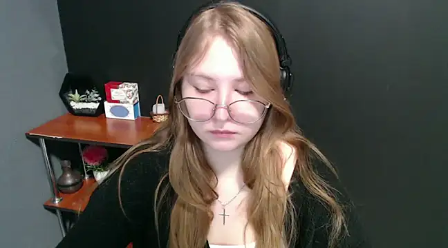 lady minx online show from January 23, 2025, 7:54 am