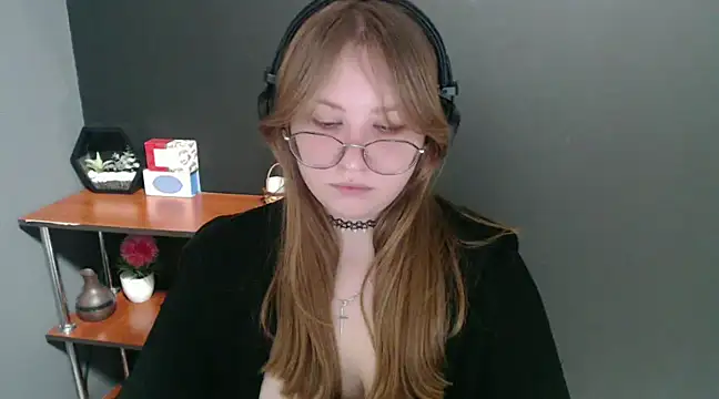 lady minx online show from January 30, 2025, 10:29 am