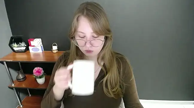 lady minx online show from February 7, 2025, 10:29 am