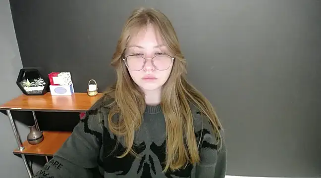 lady minx online show from February 10, 2025, 7:15 am