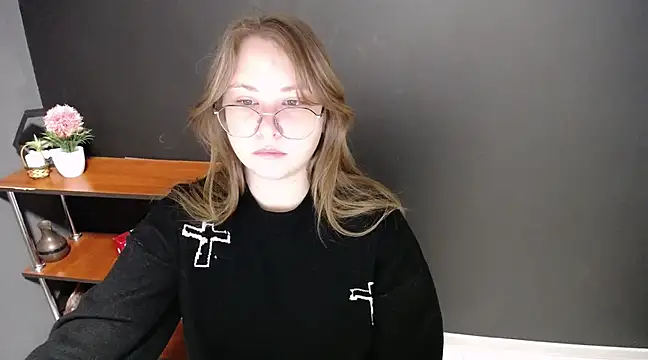 lady minx online show from February 25, 2025, 7:31 am