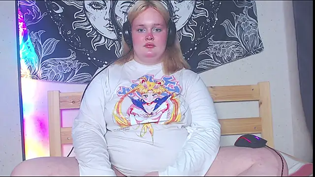 Snapshot of rozzhaos8 chatting on September 13, 2025, 3:23 pm rozzhaos8 online show from September 13, 2025, 3:23 pm