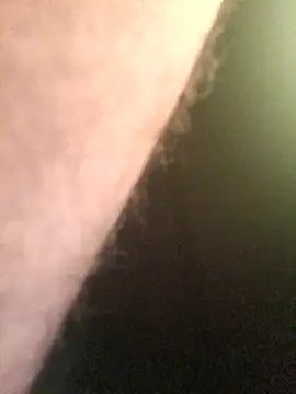 Cheny26 online show from April 14, 2026, 4:18 am