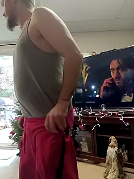 Snapshot of whyteguy410 chatting on December 9, 2024, 7:39 pm whyteguy410 online show from December 9, 2024, 7:39 pm