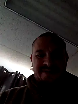 Snapshot of whyteguy410 chatting on December 22, 2024, 2:16 pm whyteguy410 online show from December 22, 2024, 2:16 pm