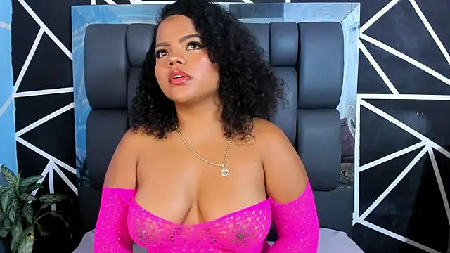 Snapshot of Adams_Cloe chatting on March 11, 2025, 10:18 am Adams Cloe online show from March 11, 2025, 10:18 am