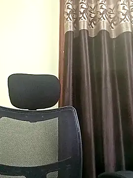 Snapshot of IndianAngle chatting on October 3, 2025, 8:39 pm IndianAngle online show from October 3, 2025, 8:39 pm