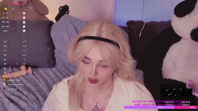 Snapshot of _rose_monarch_ chatting on December 23, 2024, 10:01 pm rose monarch online show from December 23, 2024, 10:01 pm