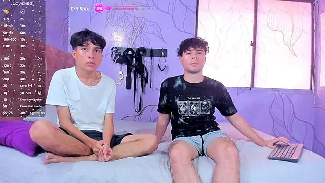 Theskinnyboys online show from December 15, 2024, 7:31 pm