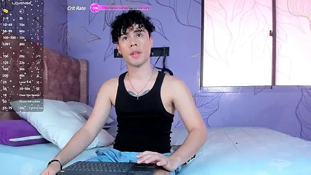 Theskinnyboys online show from December 26, 2024, 7:49 pm