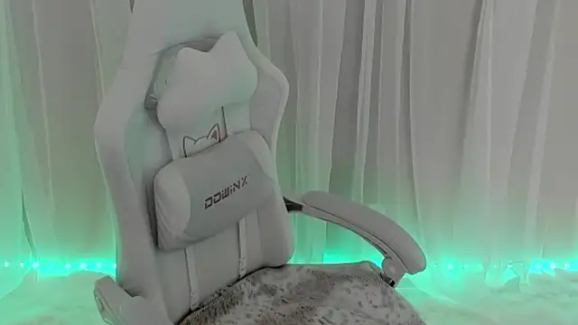 PorchaPlay online show from February 1, 2025, 2:16 am