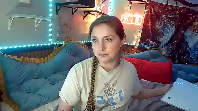 mirannacult online show from December 15, 2024, 7:46 am