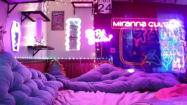 mirannacult online show from January 7, 2025, 9:14 pm