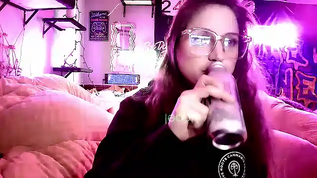 mirannacult online show from February 21, 2025, 6:07 am