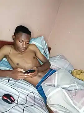 Snapshot of fireboyafrica chatting on December 18, 2024, 10:24 pm fireboyafrica online show from December 18, 2024, 10:24 pm