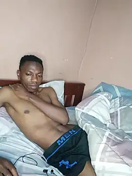 Snapshot of fireboyafrica chatting on December 20, 2024, 9:06 pm fireboyafrica online show from December 20, 2024, 9:06 pm