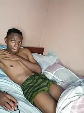 Snapshot of fireboyafrica chatting on February 3, 2025, 12:25 am fireboyafrica online show from February 3, 2025, 12:25 am