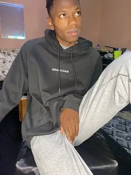 Snapshot of fireboyafrica chatting on September 12, 2025, 4:23 am fireboyafrica online show from September 12, 2025, 4:23 am