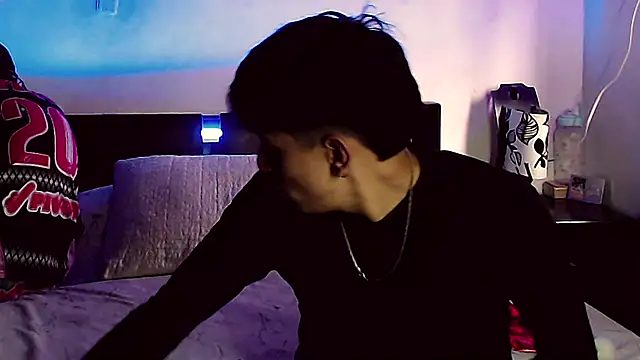 Snapshot of pipeynick chatting on December 23, 2024, 9:51 pm pipeynick online show from December 23, 2024, 9:51 pm