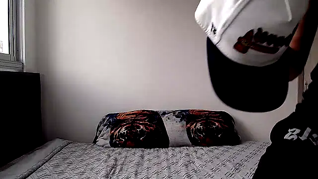 pipeynick online show from February 23, 2026, 8:28 pm