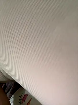 Snapshot of mohra30 chatting on November 4, 2025, 6:34 am mohra30 online show from November 4, 2025, 6:34 am