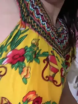 Snapshot of mohra30 chatting on November 13, 2025, 6:45 am mohra30 online show from November 13, 2025, 6:45 am