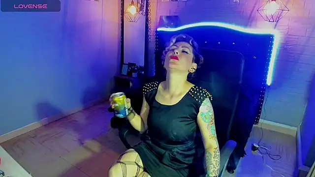 Snapshot of Maria_fernandaxxx_ chatting on December 28, 2024, 7:22 am Maria fernandaxxx online show from December 28, 2024, 7:22 am