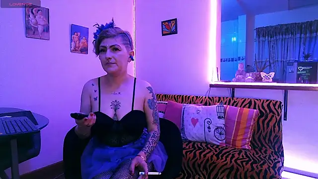 Snapshot of Maria_fernandaxxx_ chatting on September 28, 2025, 1:33 am Maria fernandaxxx online show from September 28, 2025, 1:33 am