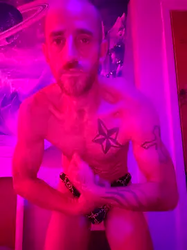 Snapshot of 5g4ever chatting on January 10, 2025, 2:45 pm 5g4ever online show from January 10, 2025, 2:45 pm