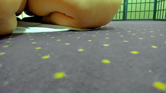 AishaRouhi online show from April 2, 2026, 3:26 am