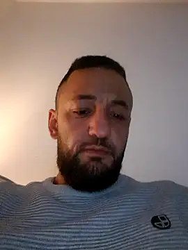 Snapshot of Reeeks69 chatting on March 13, 2025, 10:43 pm Reeeks69 online show from March 13, 2025, 10:43 pm