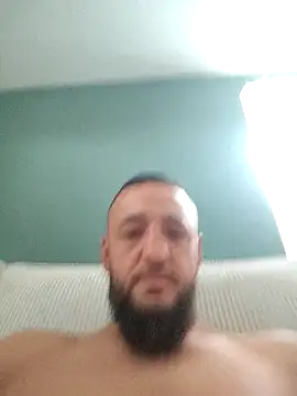 Reeeks69 online show from April 12, 2026, 11:15 am