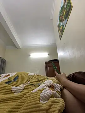 Hachi Sweetbabie  online show from March 20, 2025, 9:02 pm