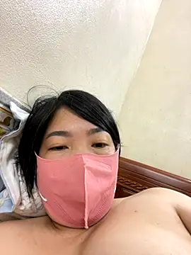 Hachi Sweetbabie  online show from September 29, 2025, 10:42 am