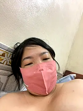 Hachi Sweetbabie  online show from October 8, 2025, 11:35 pm