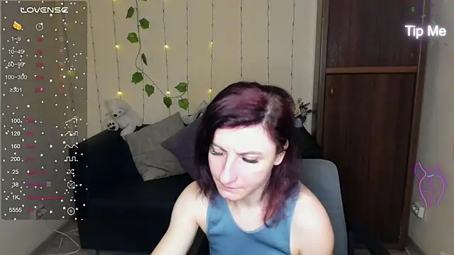 Muse kitty jenia online show from January 27, 2025, 6:31 pm