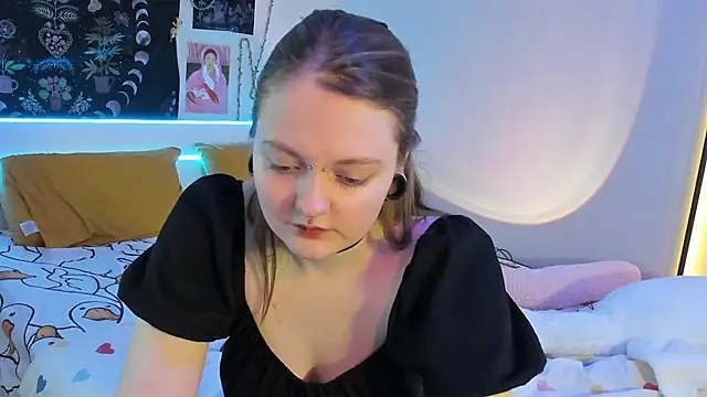 Snapshot of BebKonie chatting on March 21, 2025, 4:18 pm BebKonie online show from March 21, 2025, 4:18 pm