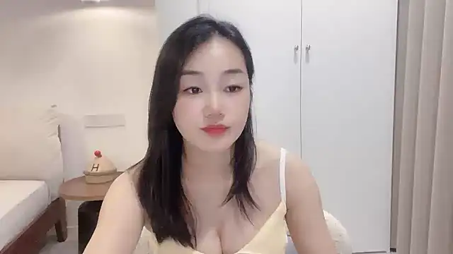 Snapshot of cloud8822 chatting on June 18, 2026, 1:48 pm cloud8822 online show from June 18, 2026, 1:48 pm
