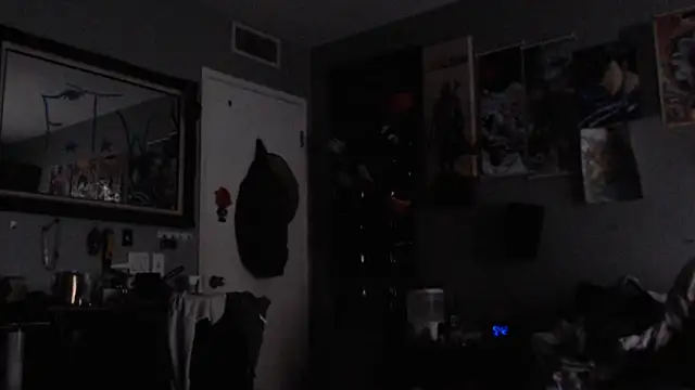 Snapshot of eavestease1 chatting on February 26, 2026, 4:39 pm eavestease1 online show from February 26, 2026, 4:39 pm