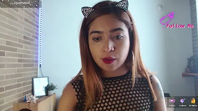 Snapshot of helenacyruss chatting on March 13, 2025, 7:39 pm helenacyruss online show from March 13, 2025, 7:39 pm