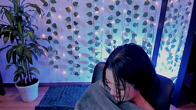 Snapshot of mariiana-diaz chatting on February 4, 2025, 6:49 pm mariiana-diaz online show from February 4, 2025, 6:49 pm