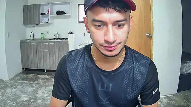 Kevin Torres online show from October 21, 2025, 9:26 pm