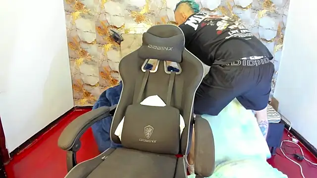 Damon Bakert online show from April 13, 2026, 2:11 pm