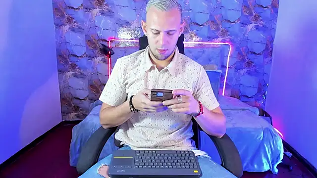 Damon Bakert online show from June 16, 2026, 1:25 pm